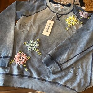 Floral Embroidered Blue Sweatshirt